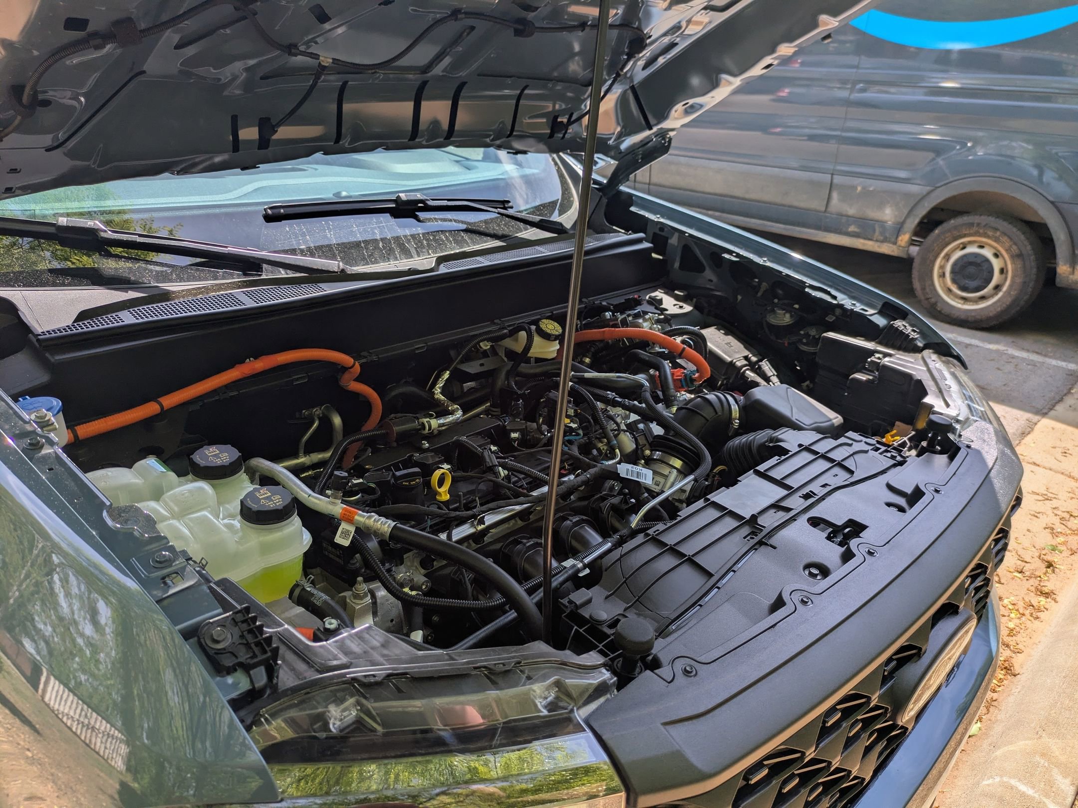 New 2026 Ford Maverick XLT w/ XLT Luxury Package FWD image 37