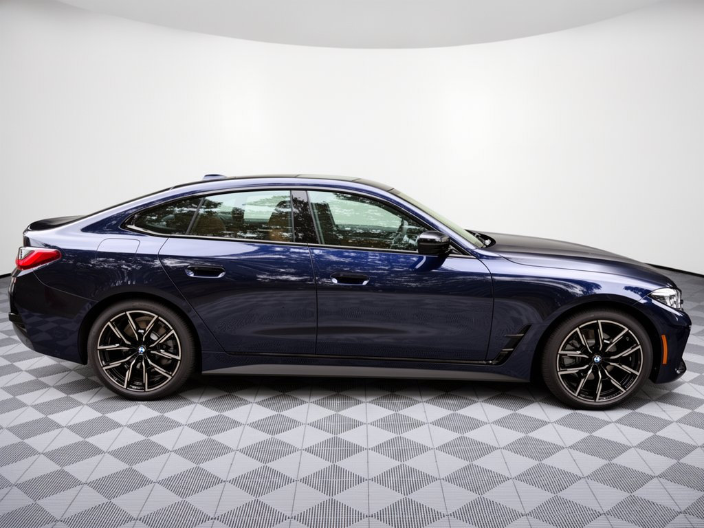 New 2026 BMW 430i xDrive w/ M Sport Package AWD/4WD image 8