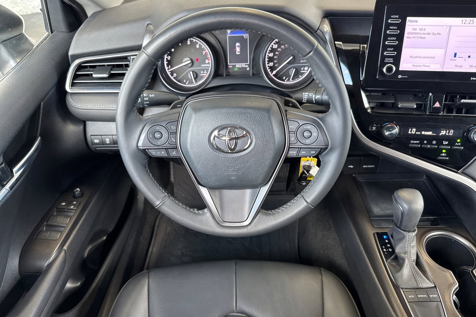 Certified 2023 Toyota Camry SE image 13