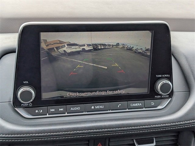 Used 2023 Nissan Rogue SV image 18