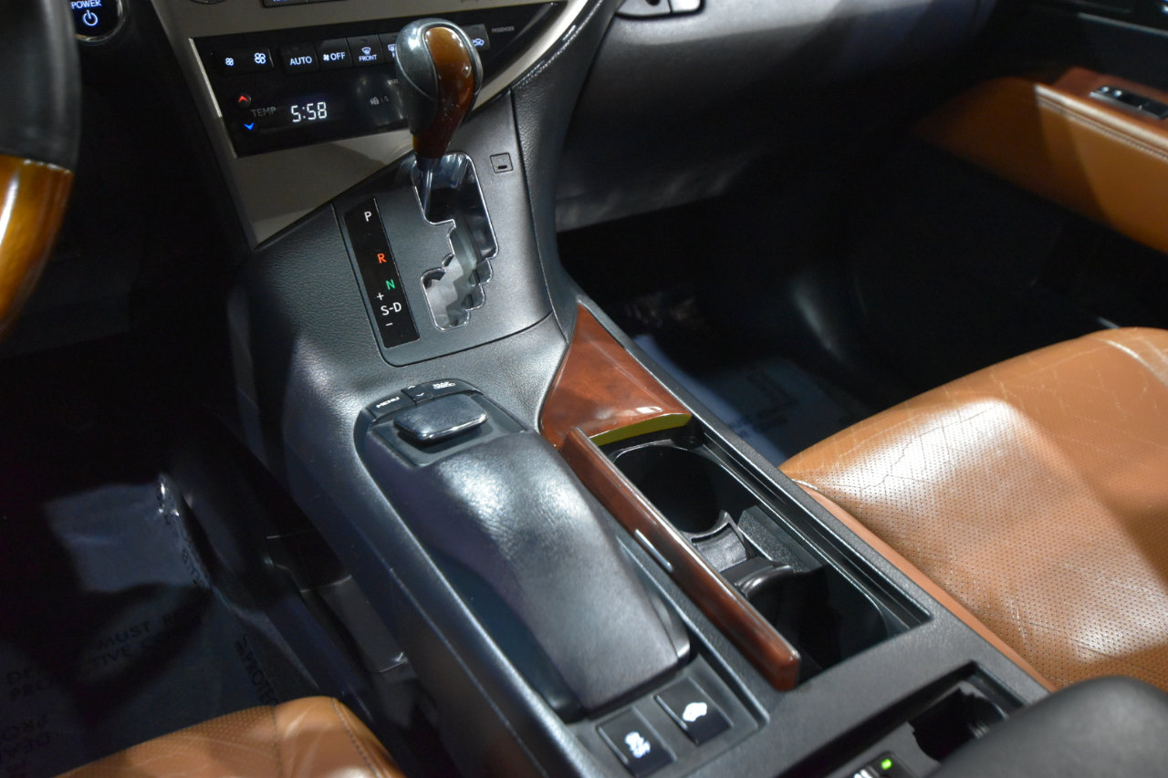 Used 2013 Lexus RX 450h AWD image 31