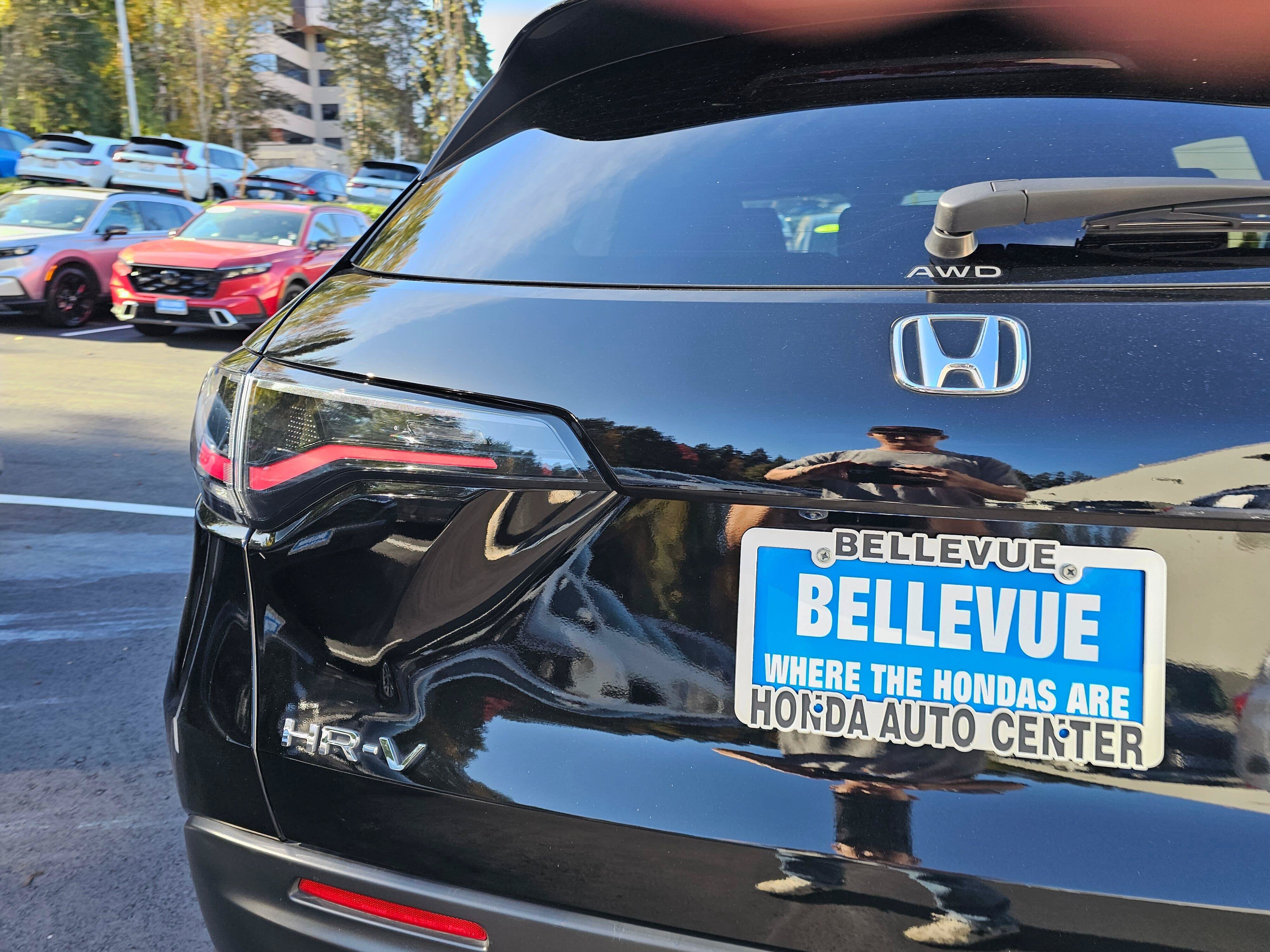 Used 2024 Honda HR-V Sport image 16