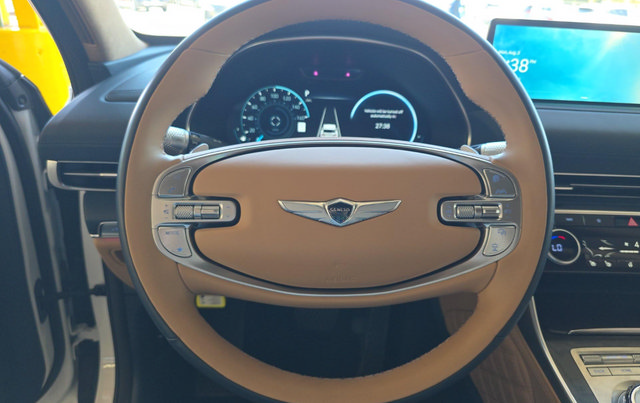 Used 2024 Genesis GV80 3.5T w/ Prestige Package AWD/4WD image 7