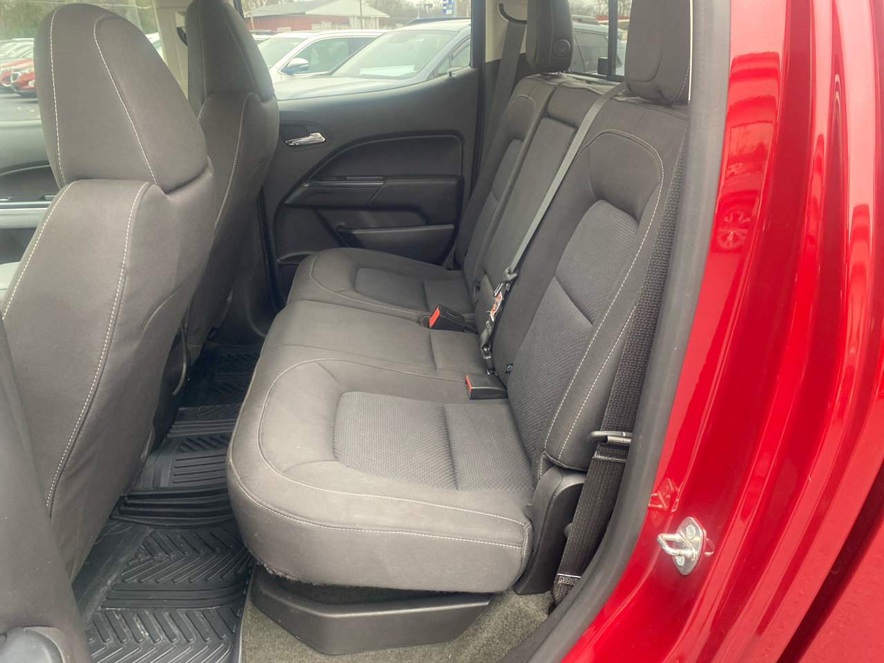 Used 2018 Chevrolet Colorado LT w/ LT Convenience Package image 11