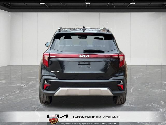 Used 2025 Kia Seltos S FWD image 7