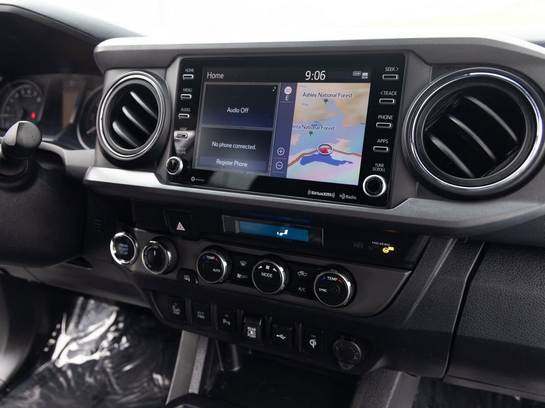 Used 2023 Toyota Tacoma TRD Off-Road w/ Technology Package image 18