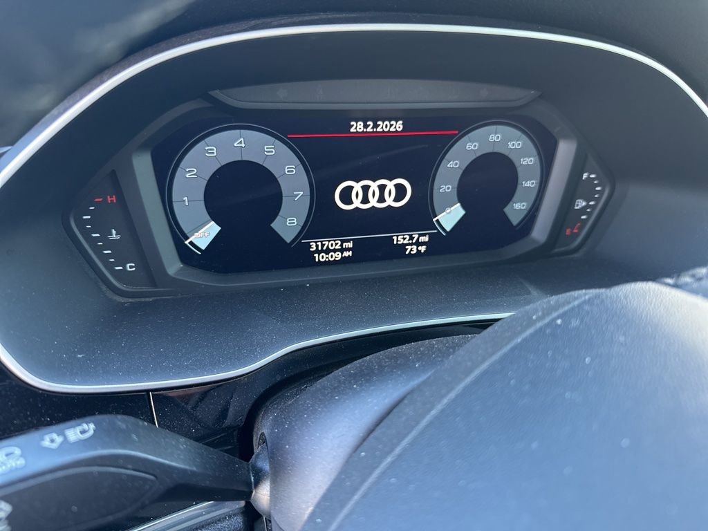 Used 2023 Audi Q3 2.0T Premium Plus w/ Premium Plus Package image 9