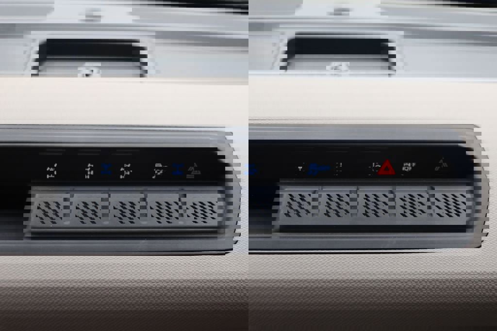 Used 2023 Ford Bronco Wildtrak image 28