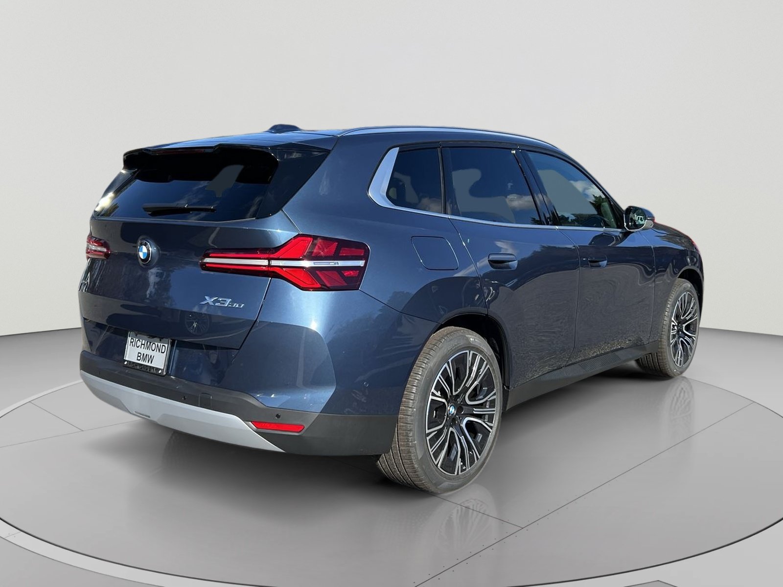 New 2026 BMW X3 xDrive30i w/ Premium Package AWD/4WD image 5