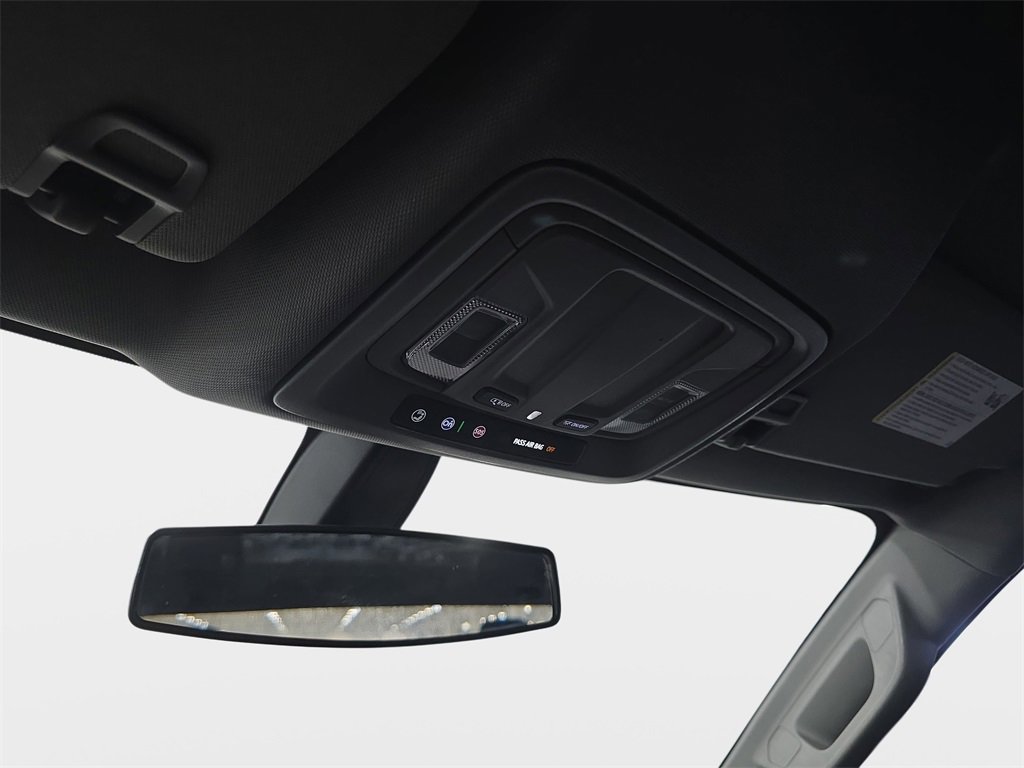 Used 2021 Chevrolet Silverado 1500 LT image 25