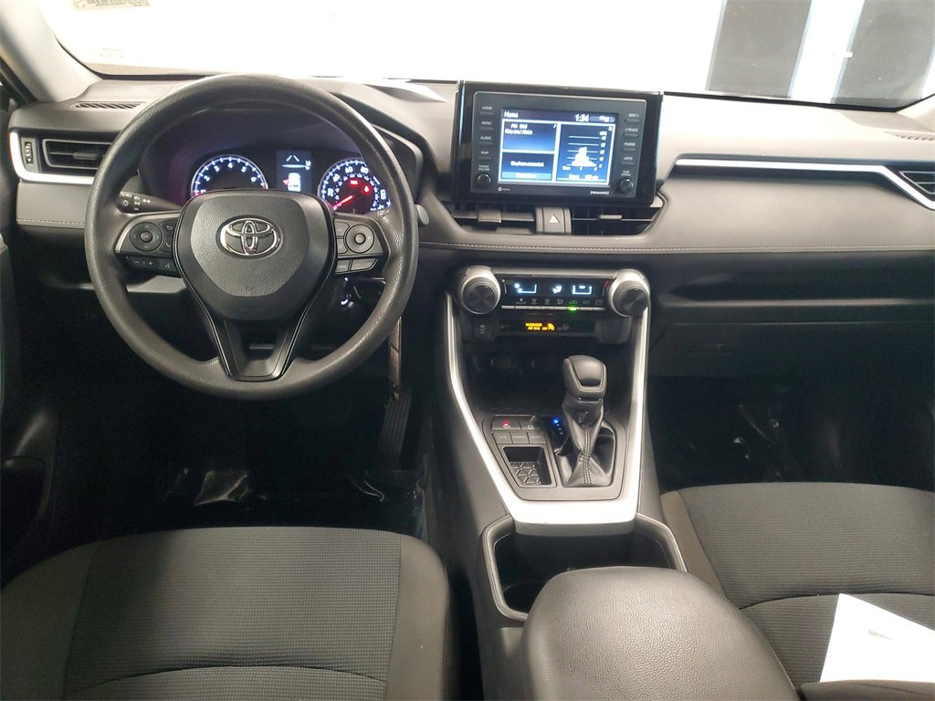 Certified 2022 Toyota RAV4 LE image 9