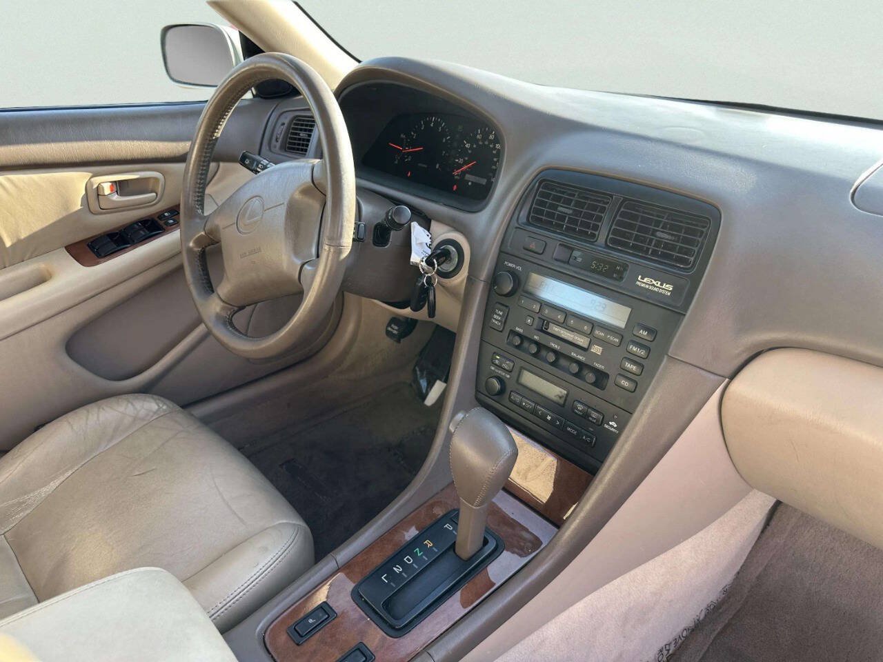Used 1999 Lexus ES 330 w/ Lexus Value Pkg FWD image 16