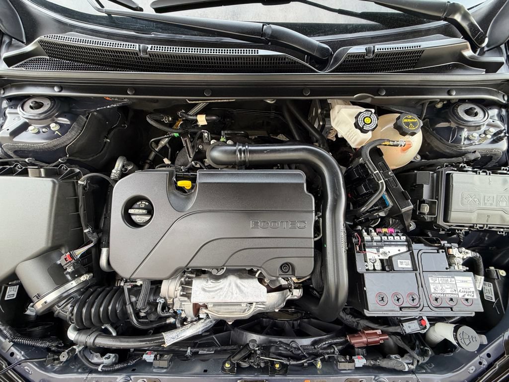 Used 2025 Chevrolet Malibu RS FWD image 9