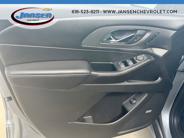 Used 2023 Chevrolet Traverse Premier FWD image 21
