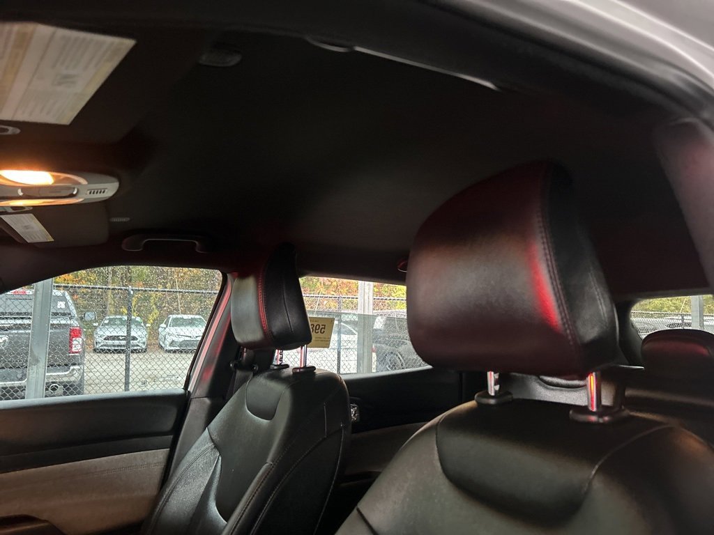 Used 2024 Jeep Compass Latitude image 7