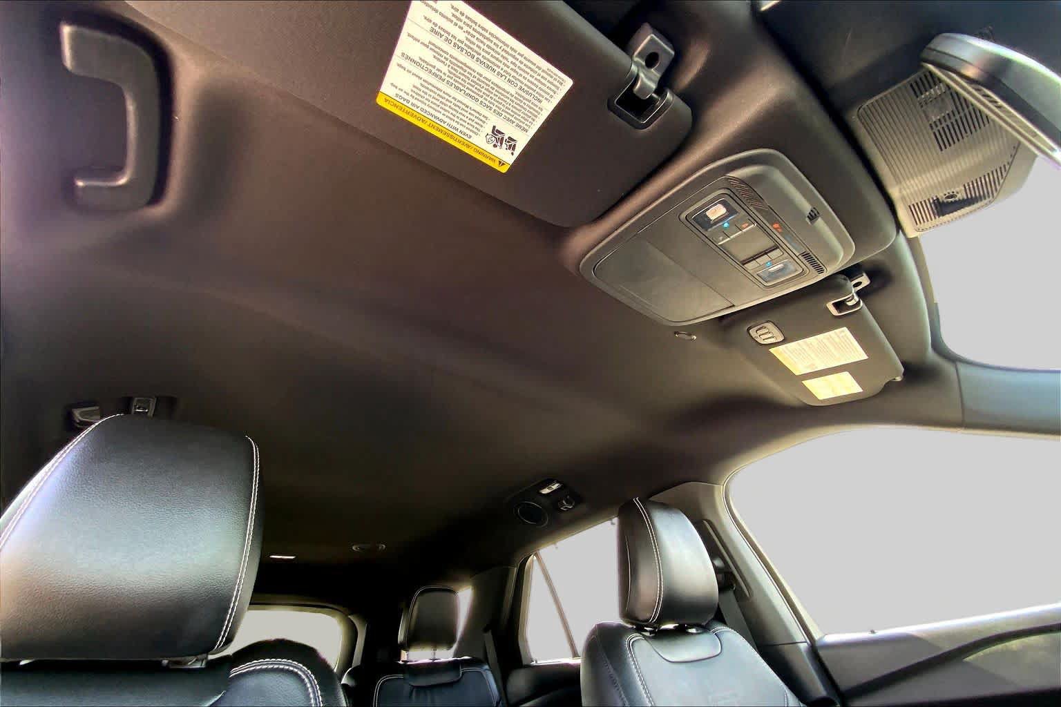Used 2022 Ford Explorer ST w/ Equipment Group 401A AWD/4WD image 14