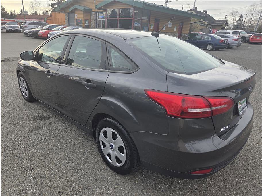 Used 2017 Ford Focus S image 6