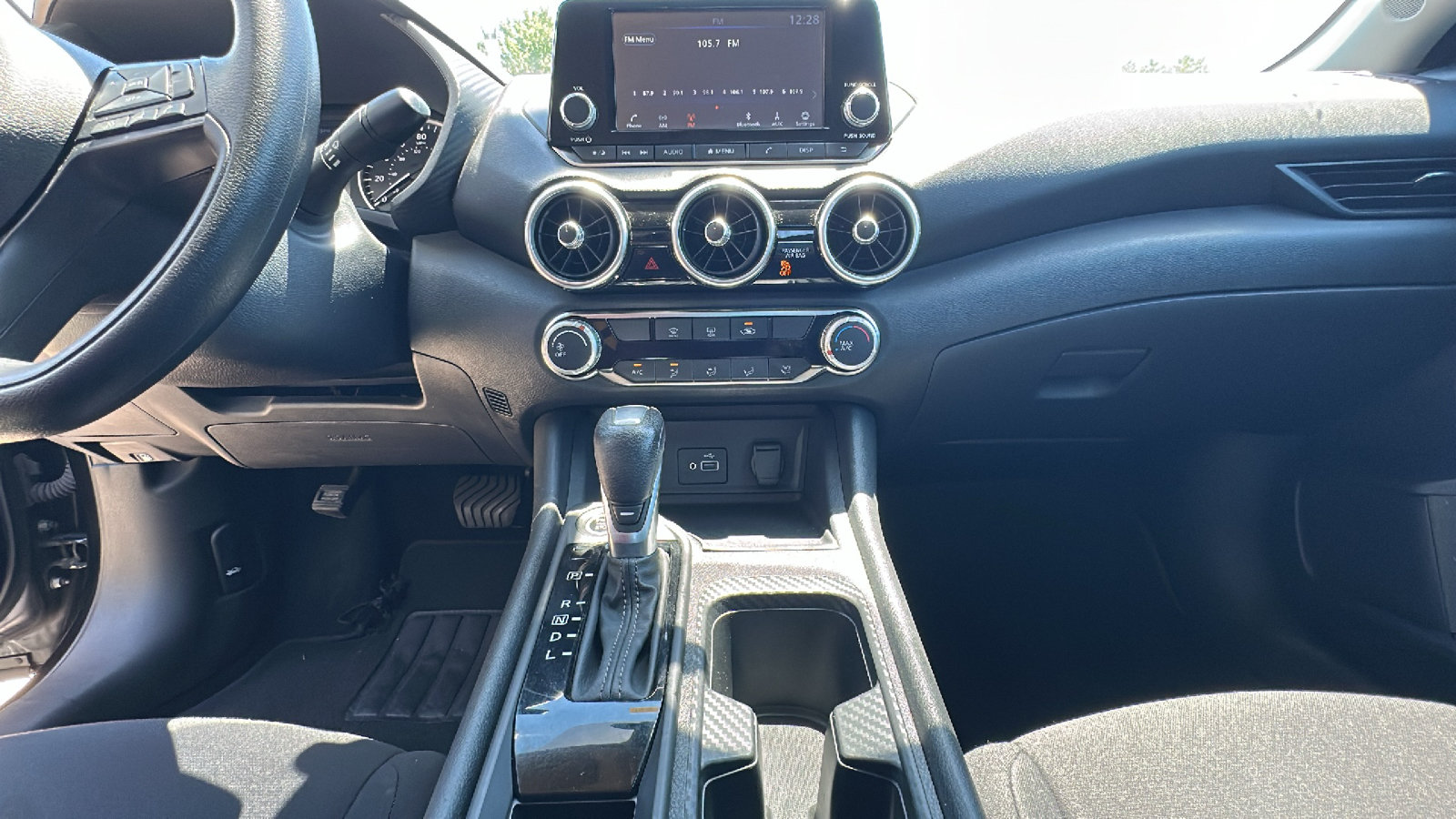 Used 2024 Nissan Sentra S FWD image 19
