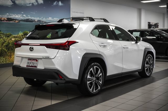 Certified 2025 Lexus UX 300h FWD w/ Accessory Package (Z2) image 6