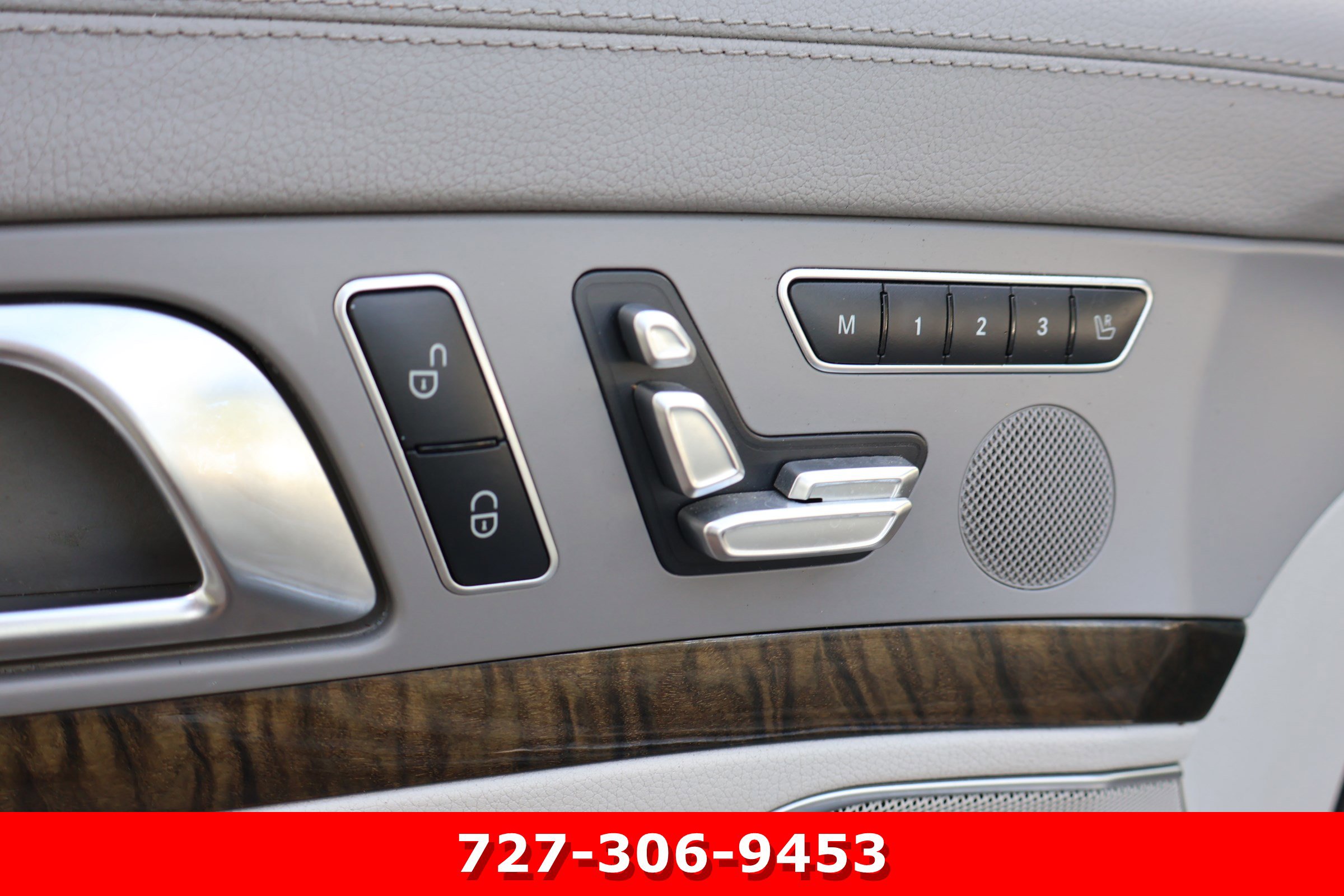 Used 2014 Mercedes-Benz SL 550 image 15