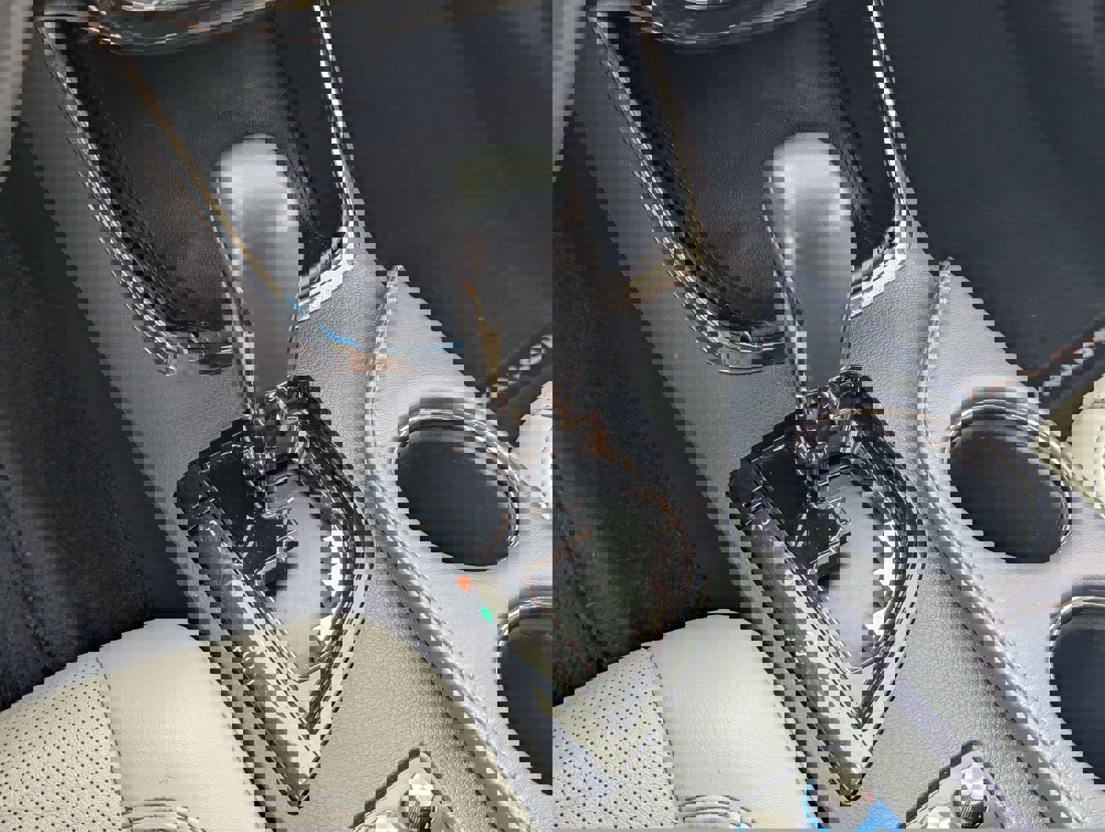 Used 2015 Toyota Avalon Limited image 30