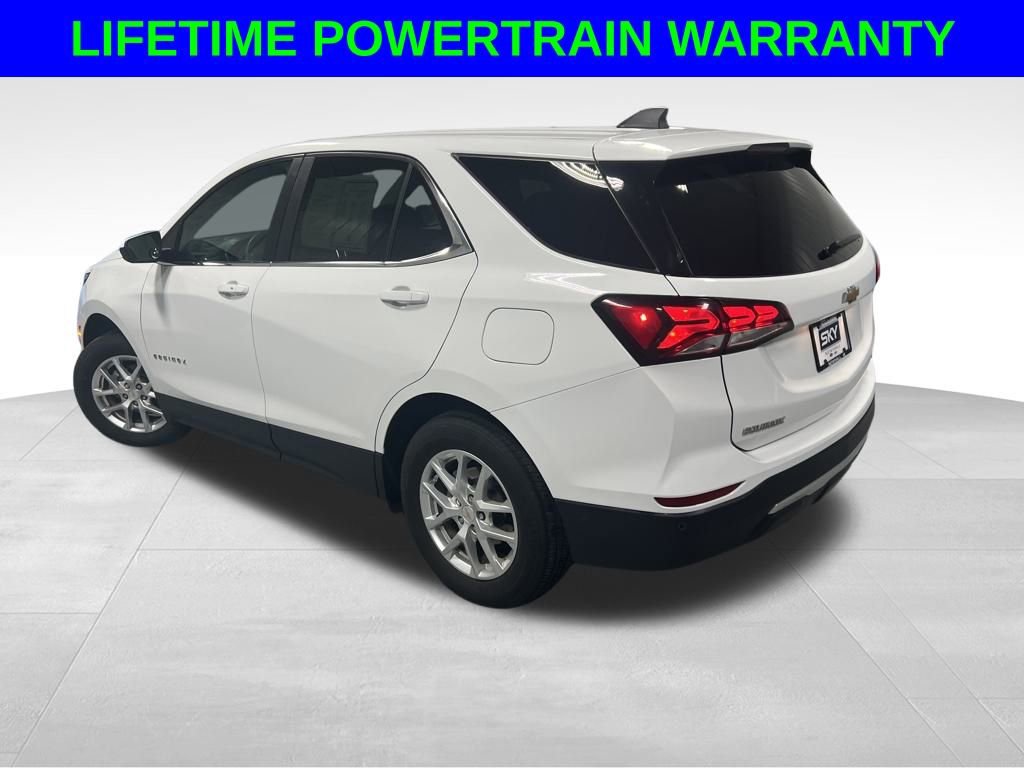 Used 2024 Chevrolet Equinox LT image 3