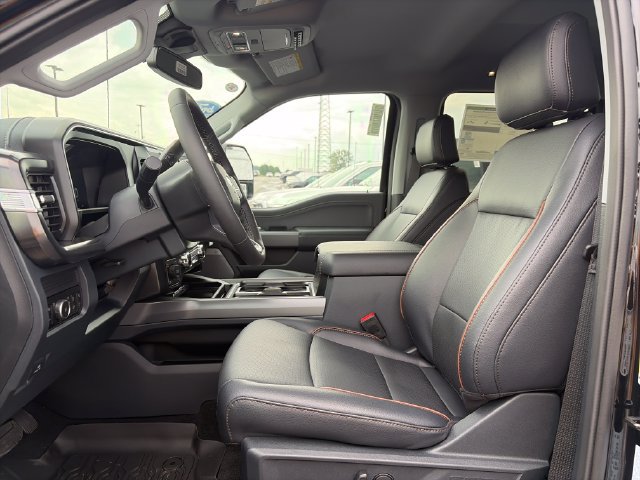 New 2027 Ford F350 Lariat w/ Black Appearance Package AWD/4WD image 15