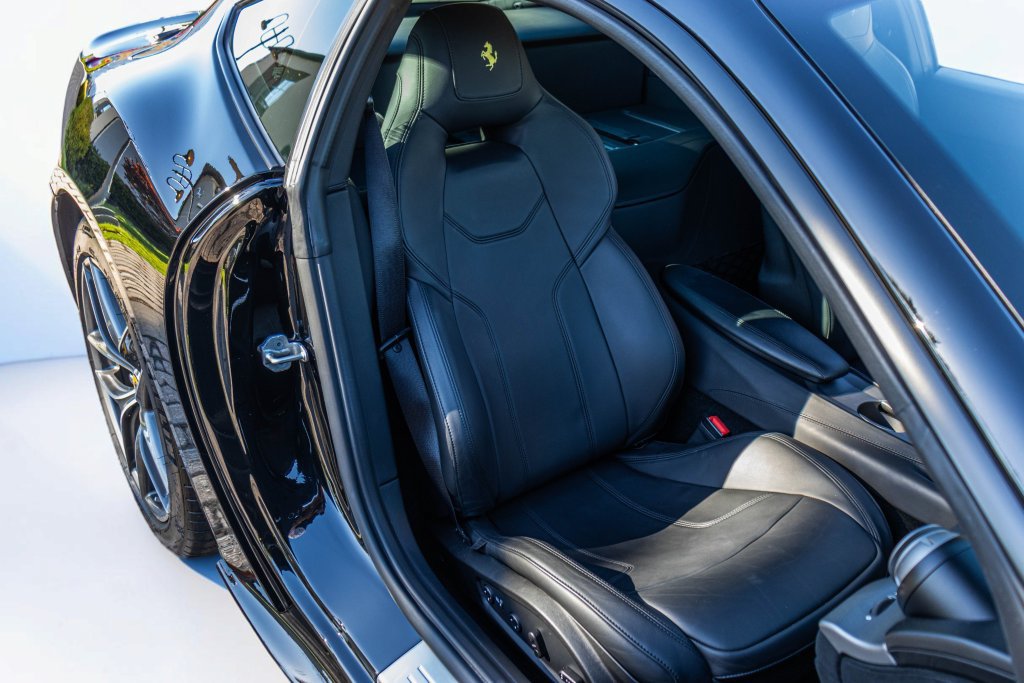 Used 2014 Ferrari F12 Berlinetta RWD image 52