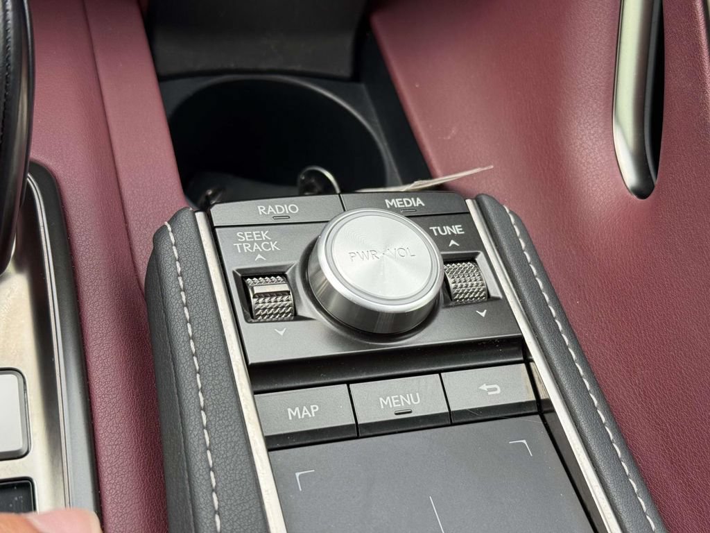 Used 2022 Lexus LC 500 Coupe w/ Dynamic Handling Package RWD image 26