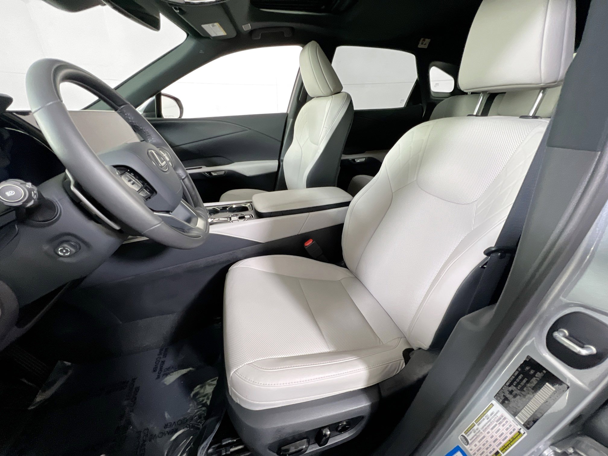 Used 2025 Lexus RX 350 Premium image 20