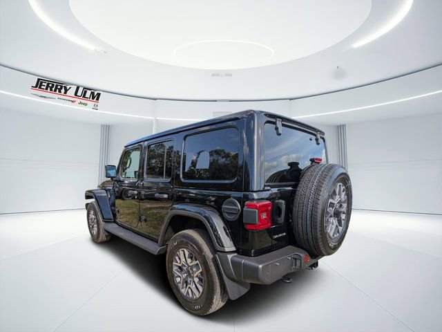 New 2025 Jeep Wrangler Sahara image 5