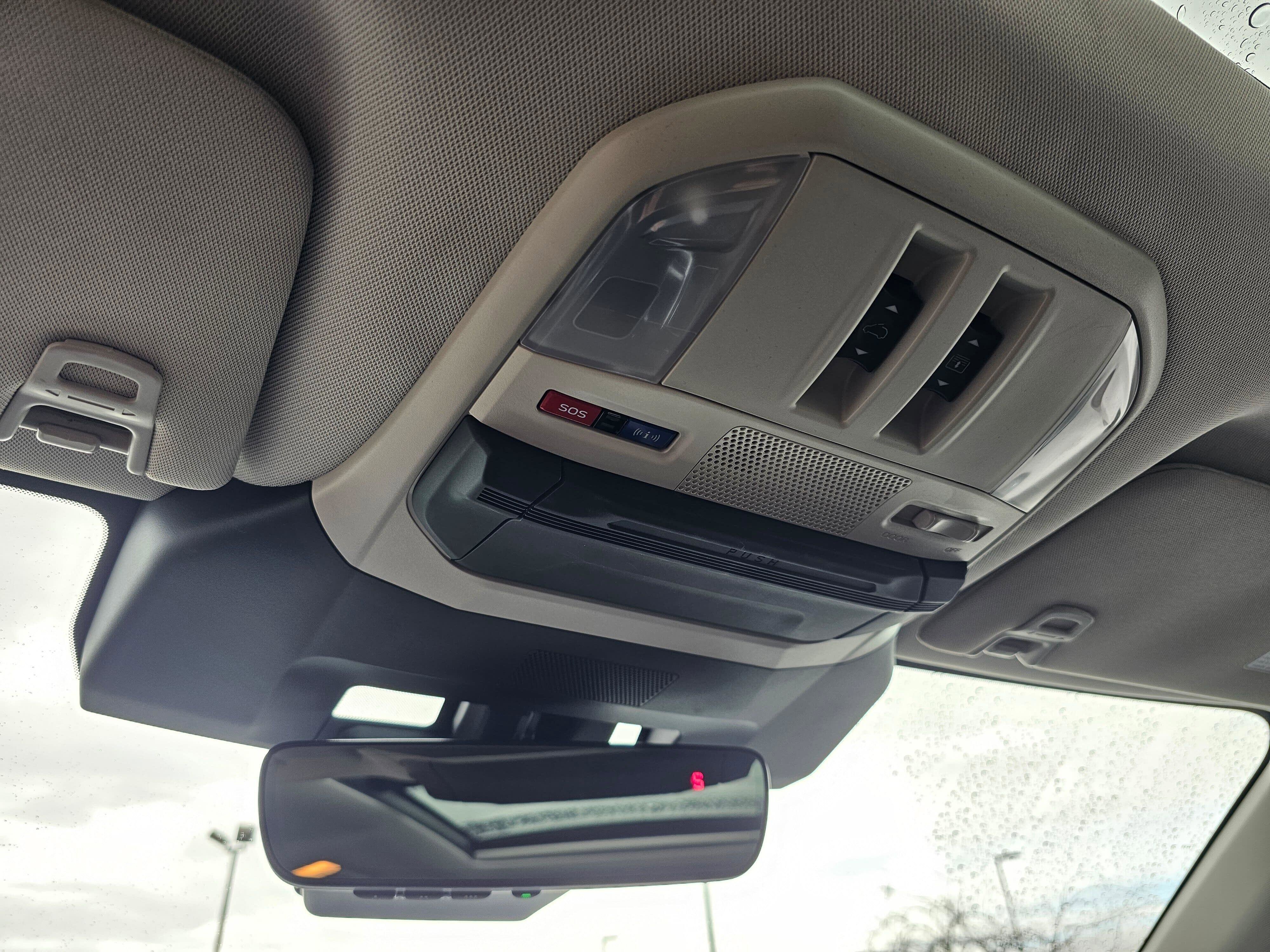 Used 2023 Subaru Ascent Limited w/ Technology Package image 26