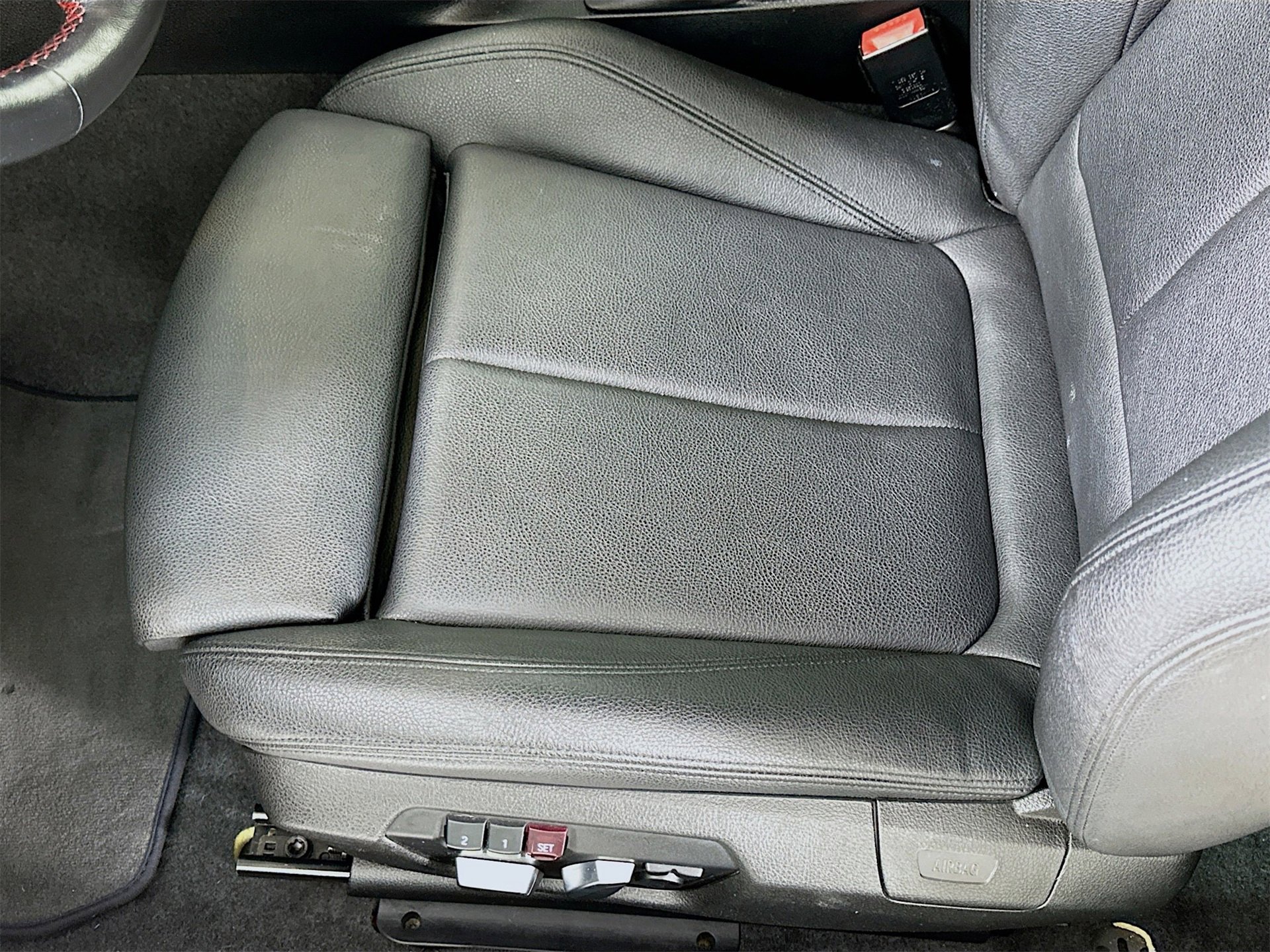 Used 2020 BMW 230i xDrive Convertible image 20