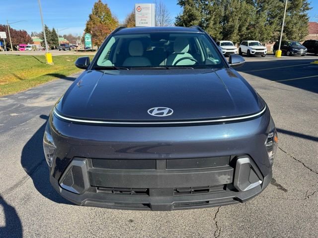 Used 2024 Hyundai Kona SEL image 2
