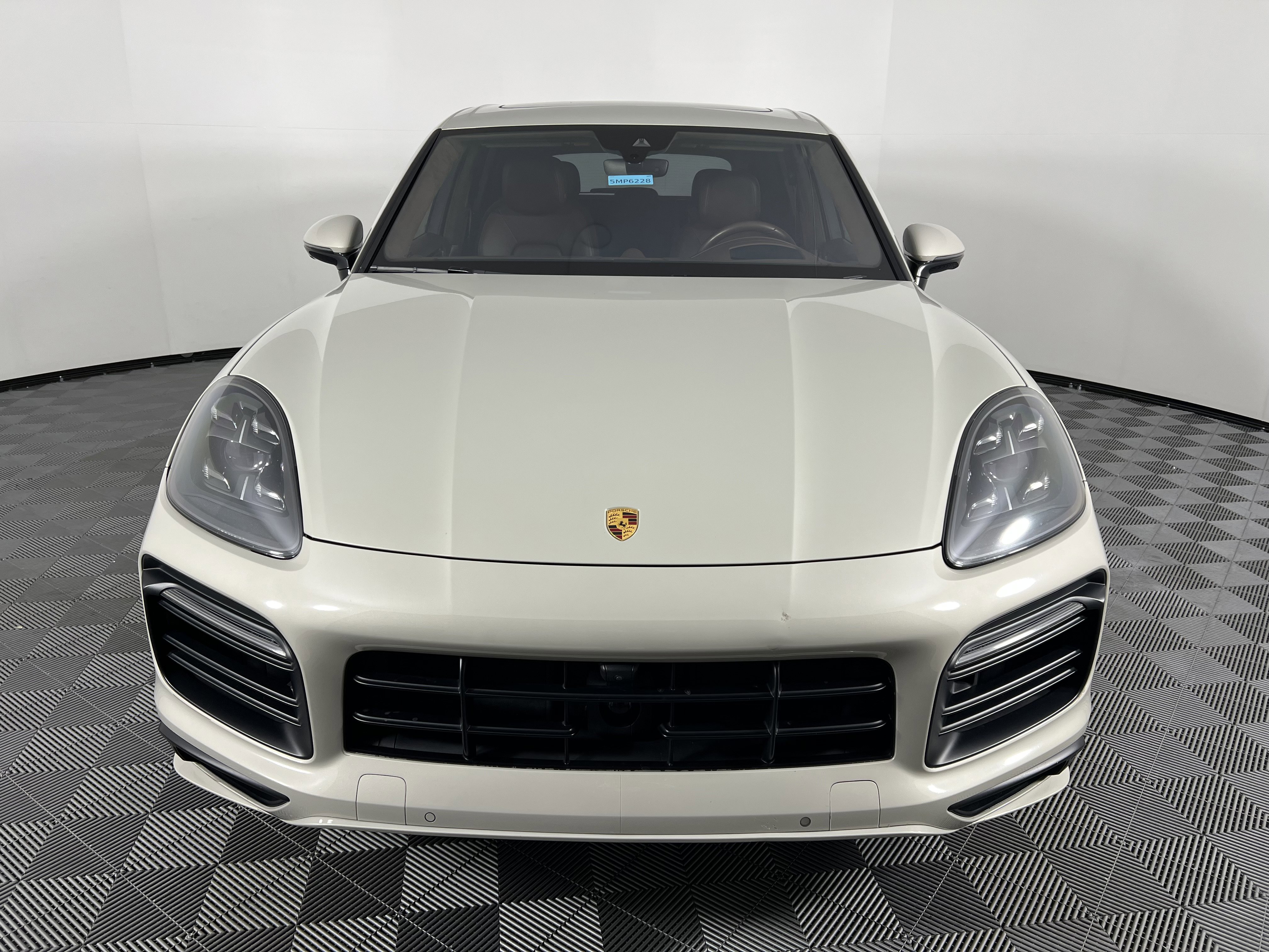Used 2021 Porsche Cayenne GTS image 5