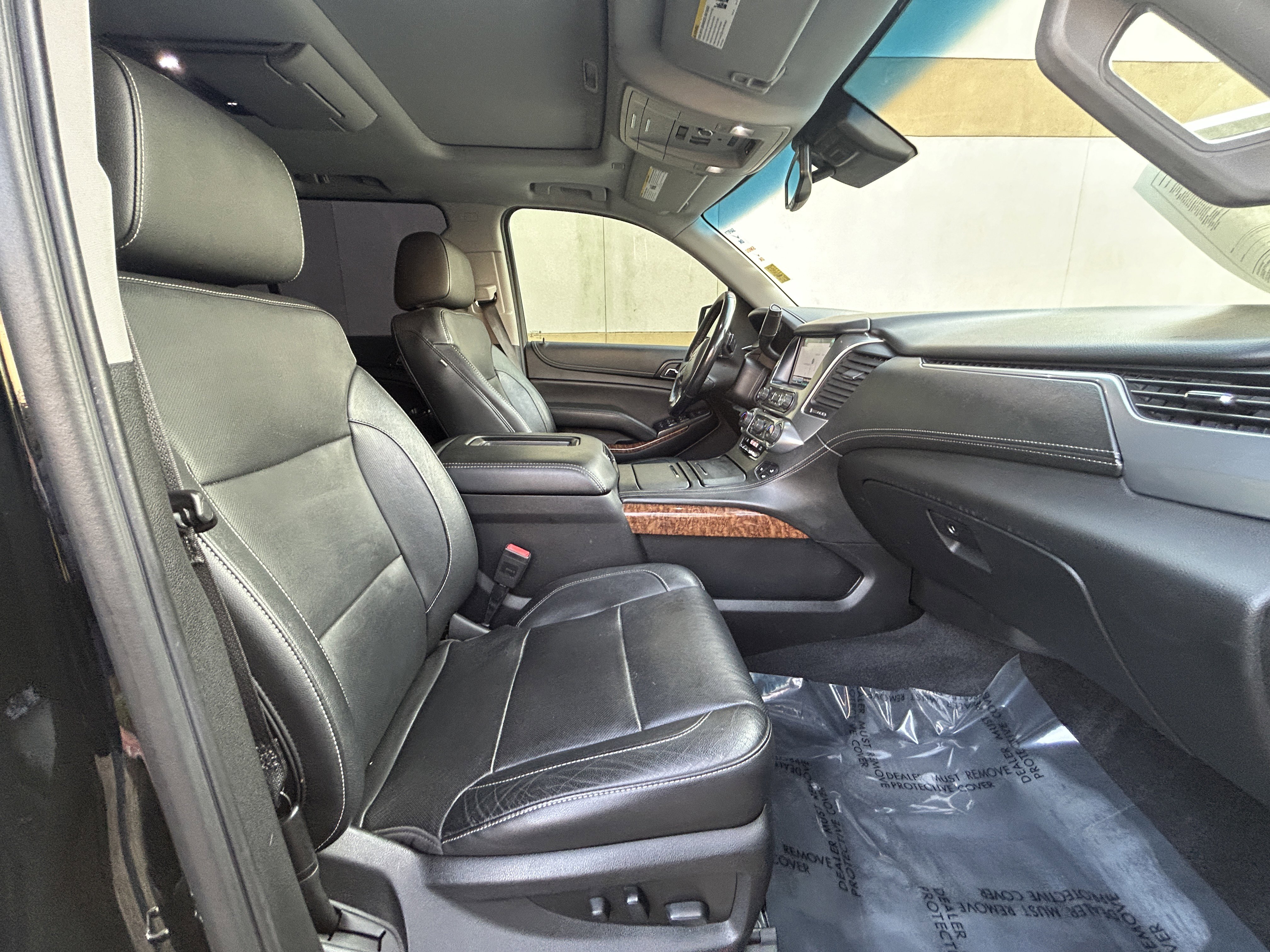 Used 2019 Chevrolet Suburban Premier image 26