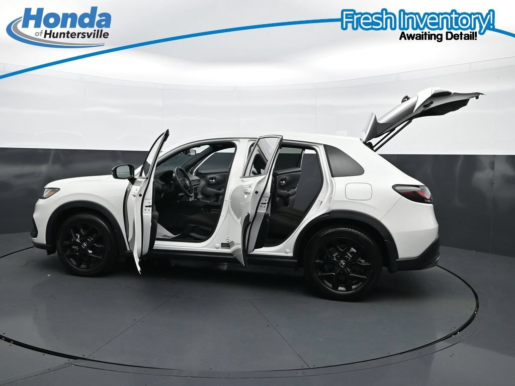 Used 2024 Honda HR-V Sport image 41