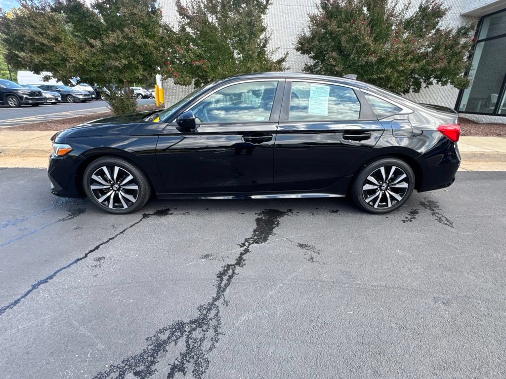 Used 2024 Honda Civic EX image 2
