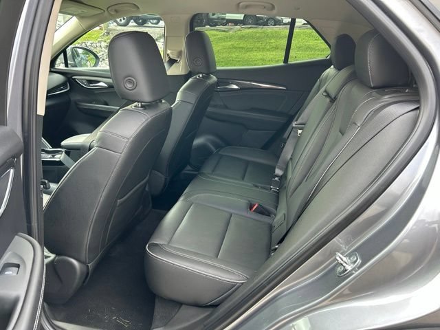 Used 2021 Buick Envision Essence w/ Technology Package I FWD image 9