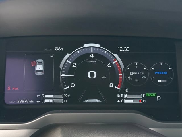 Used 2025 Toyota Sequoia Platinum AWD/4WD image 16