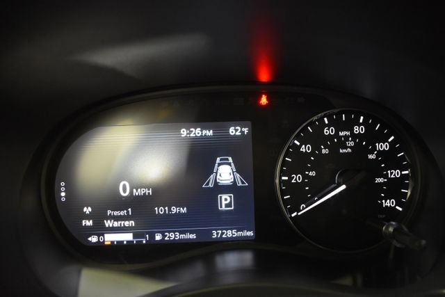 Used 2021 Nissan Kicks SR w/ SR Premium Package FWD image 26