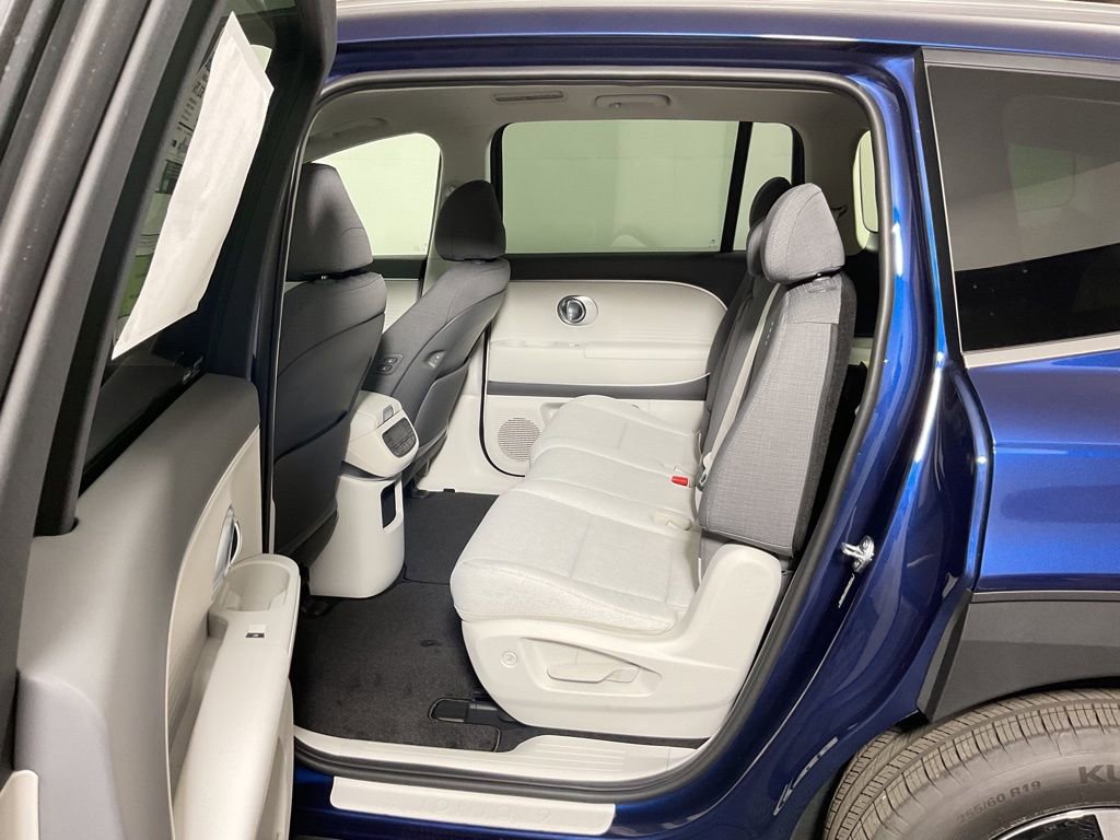 New 2026 Hyundai Ioniq 9 SE image 33