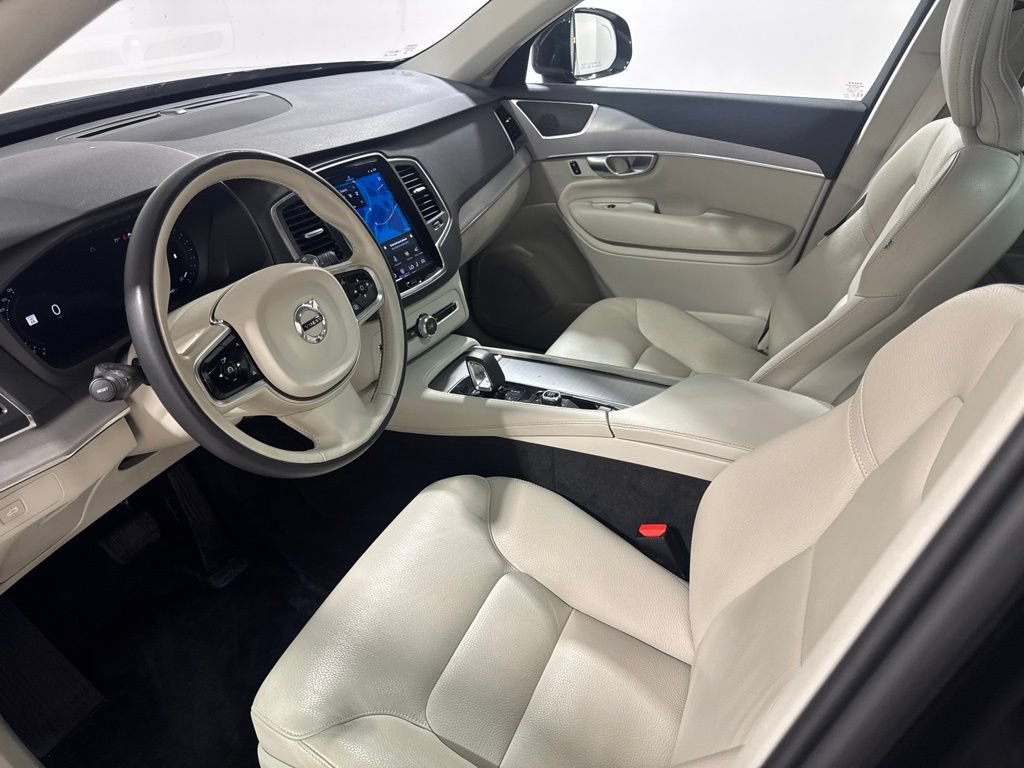 Used 2023 Volvo XC90 B5 Core w/ Climate Package AWD/4WD image 18