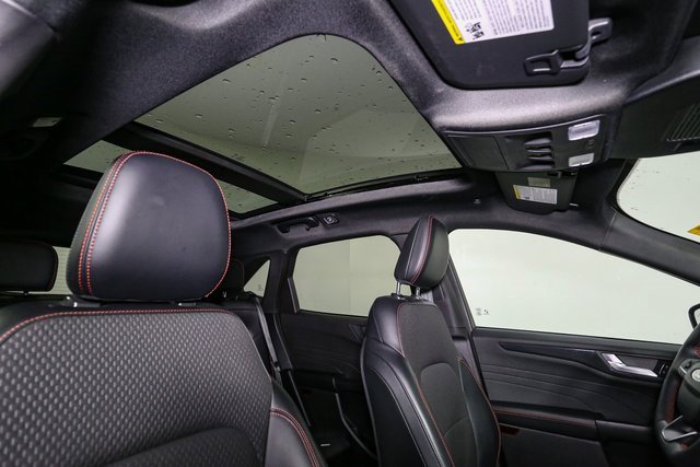 Used 2023 Ford Escape ST-Line w/ Tech Pack #1 image 18