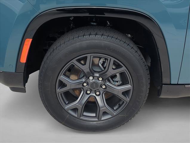 New 2026 Jeep Grand Wagoneer Limited w/ Premium Group II AWD/4WD image 7