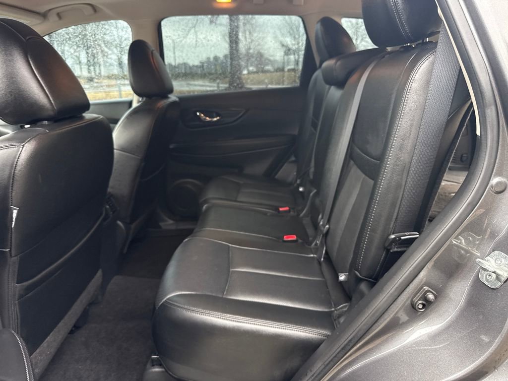Used 2017 Nissan Rogue SL w/ SL Premium Package image 26