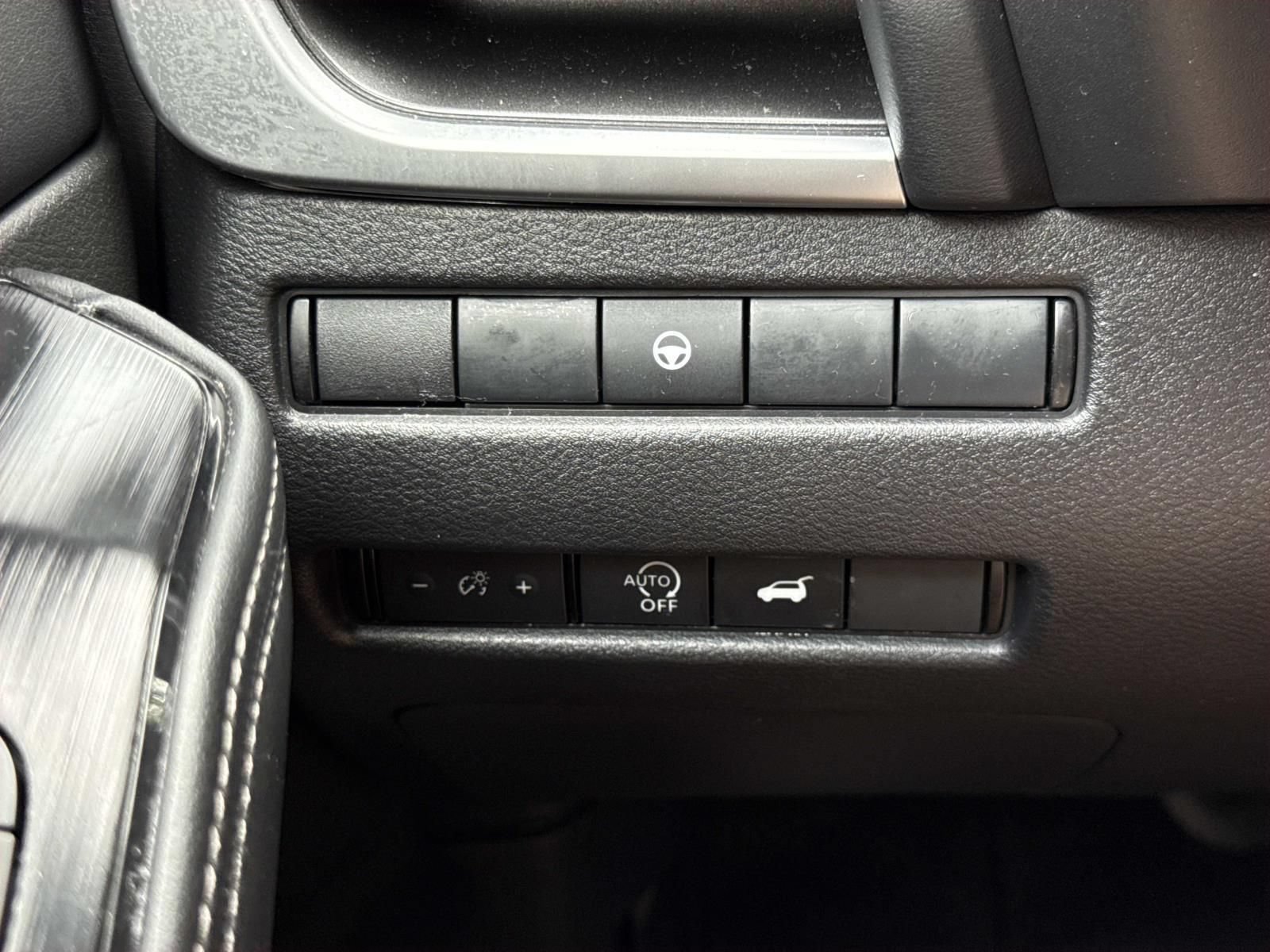 Certified 2026 Nissan Rogue SV AWD/4WD image 19