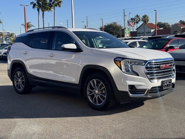 Used 2024 GMC Terrain SLT image 8