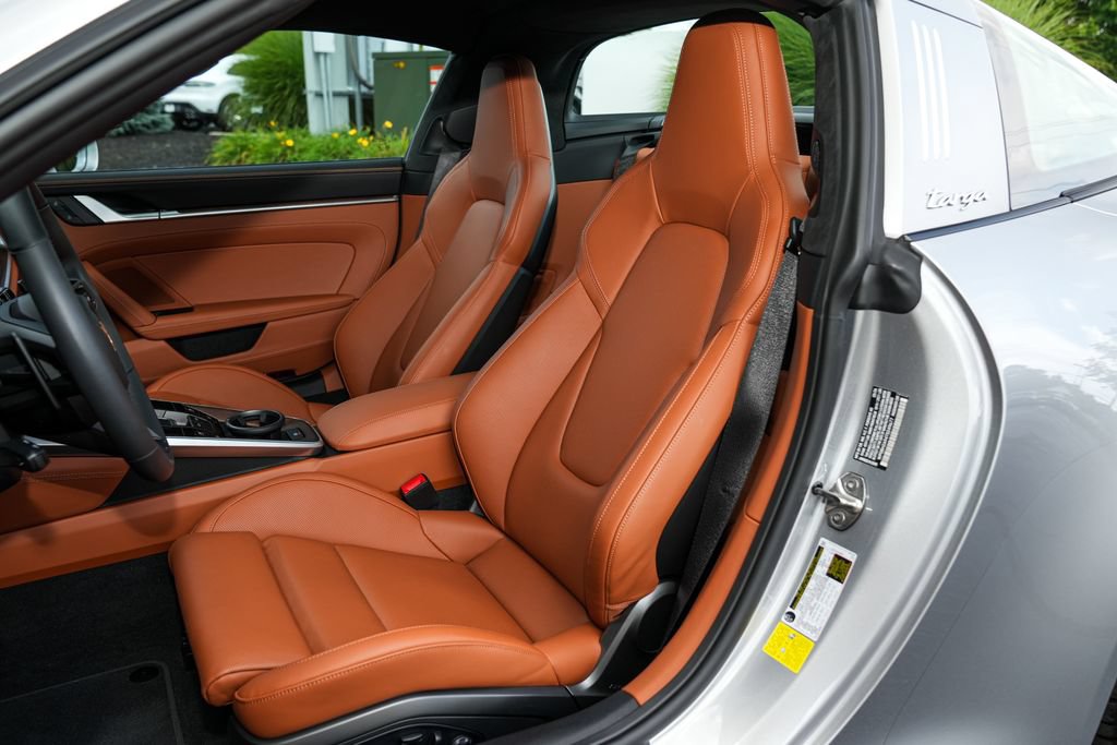 Certified 2026 Porsche 911 Targa 4S AWD/4WD image 5