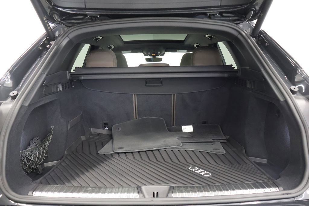 Used 2025 Audi Q5 Premium Plus w/ Premium Plus image 28